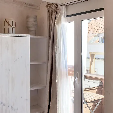 Bairro Alto Rooftop With Balcony And View By Homing Apartamento