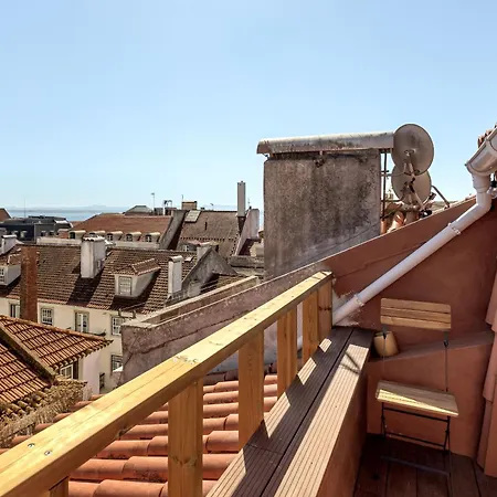 Bairro Alto Rooftop With Balcony And View By Homing * Lisboa