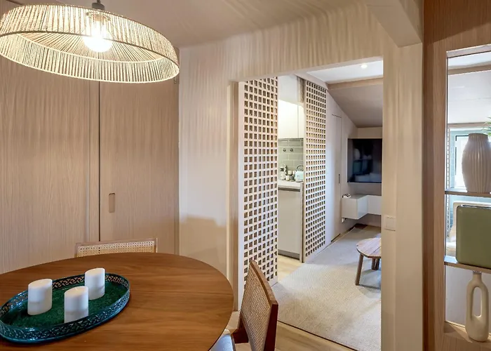 Bairro Alto Rooftop With Balcony And View By Homing Apartamento Lisboa