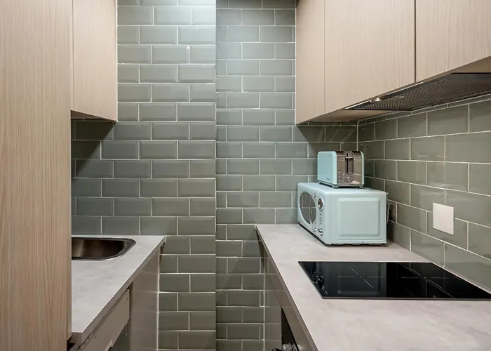 Bairro Alto Rooftop With Balcony And View By Homing *