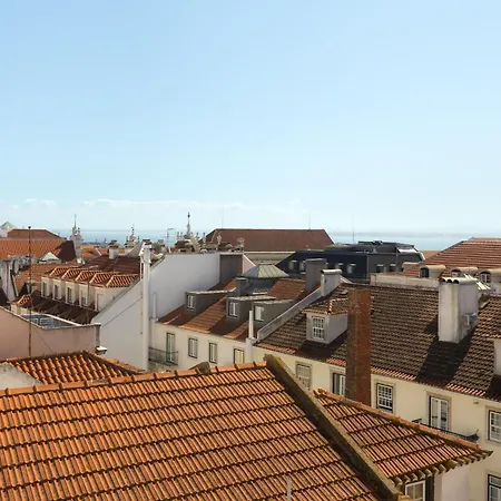 アパート Bairro Alto Rooftop With Balcony And View By Homing リスボン